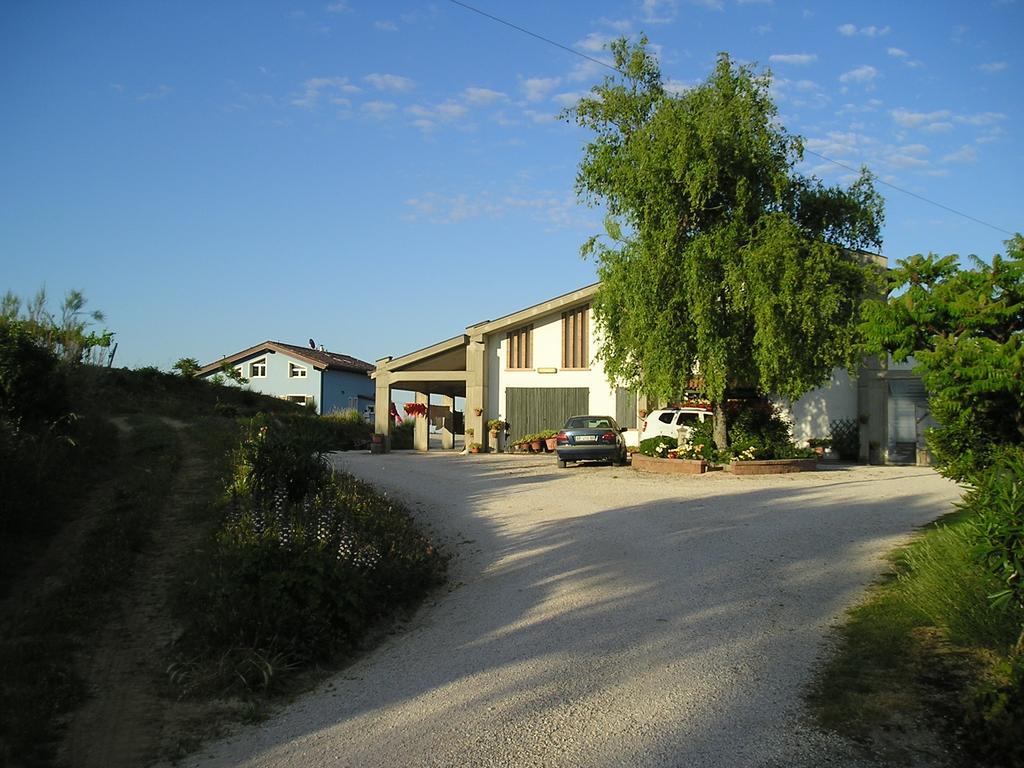 Agriturismo Le Essenze - Terrazza Sulla Romagna Cesena Exteriér fotografie