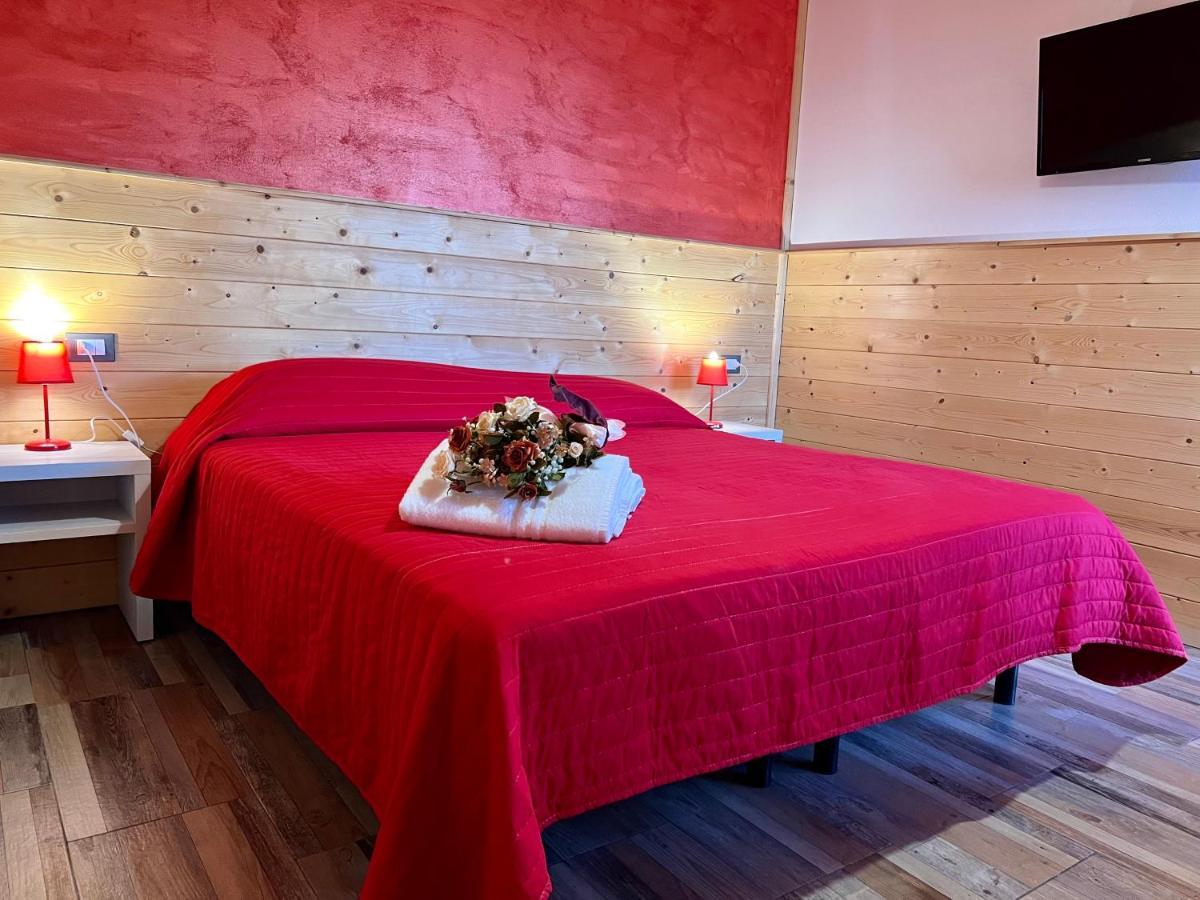Agriturismo Le Essenze - Terrazza Sulla Romagna Cesena Exteriér fotografie